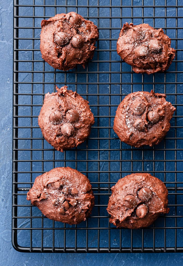 salted dark chocolate cookies