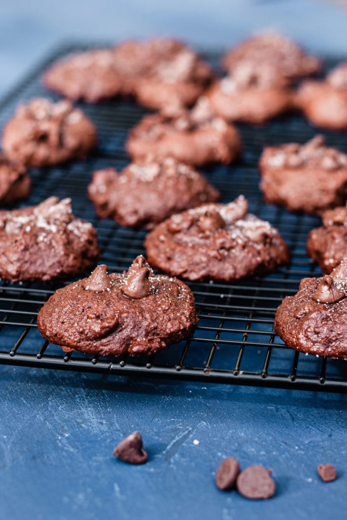 salted dark chocolate cookies